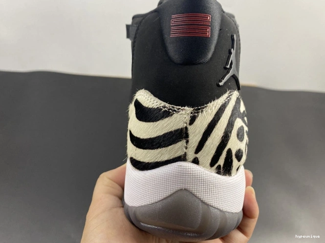 HYPE 11 INSTINCT AR0715-010 ANIMAL JORDAN AIR 0812